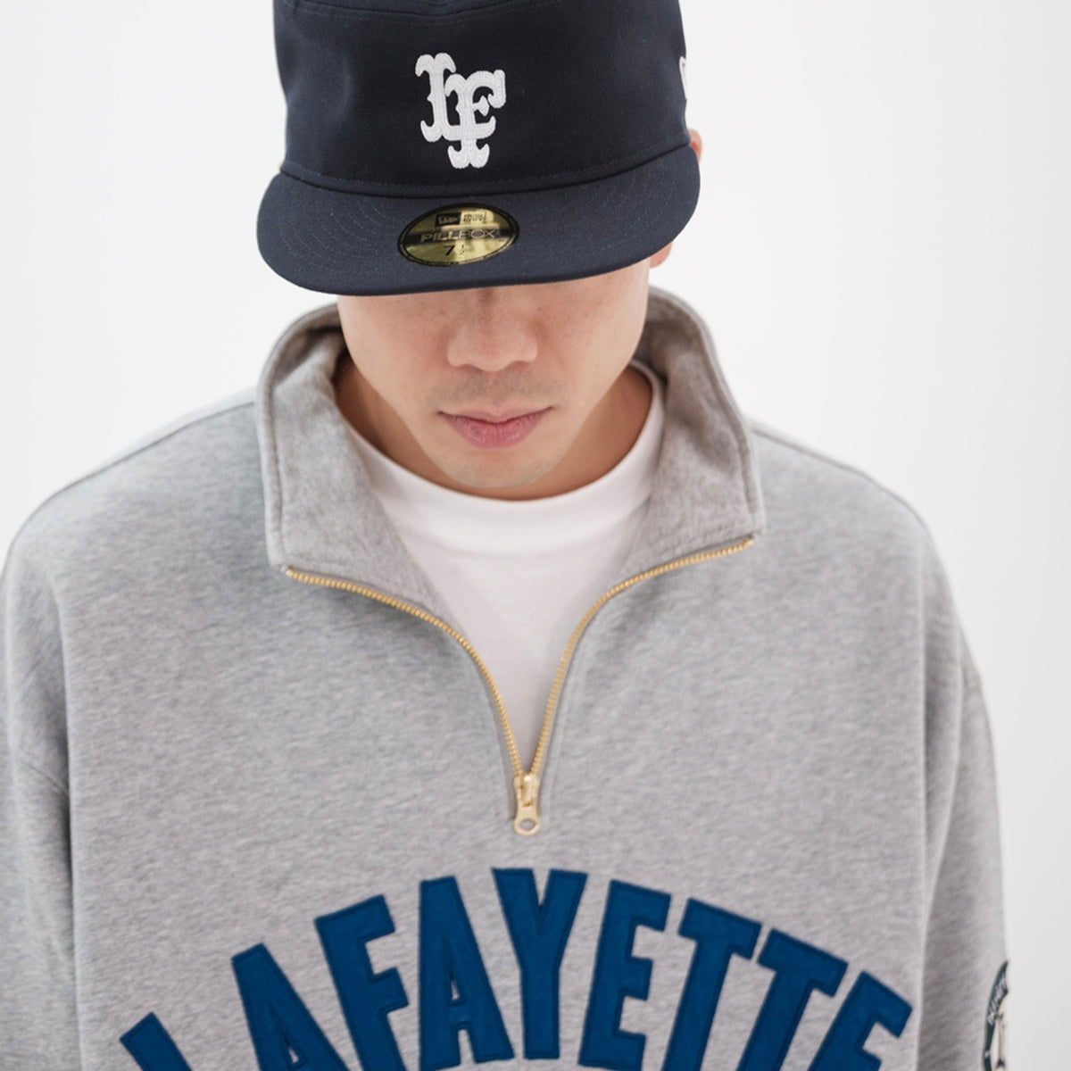 LA250702 ARCH LOGO HALFZIP SWEATSHIRT