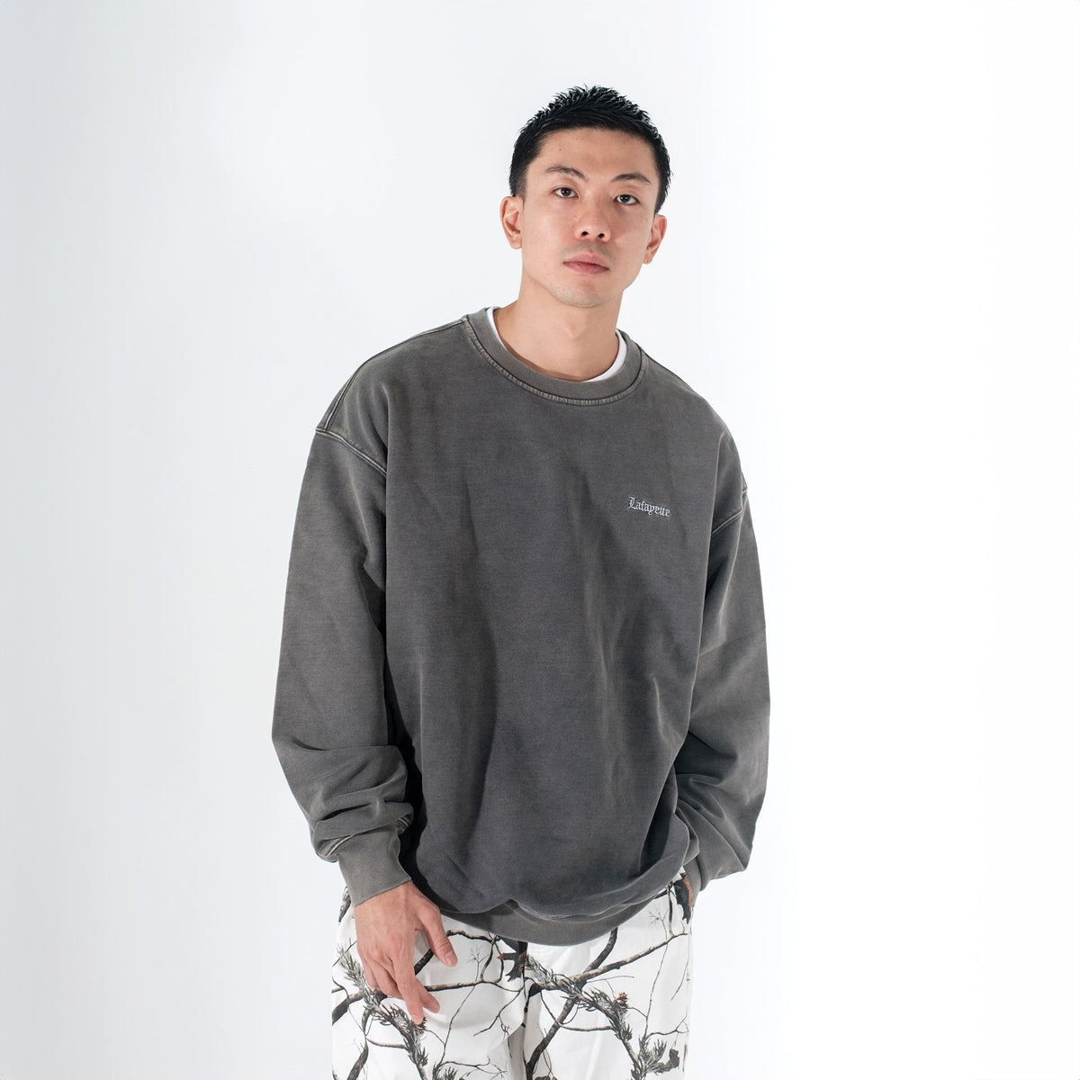 LA250703 OLD ENGLISH PIGMENT CREWSWEAT