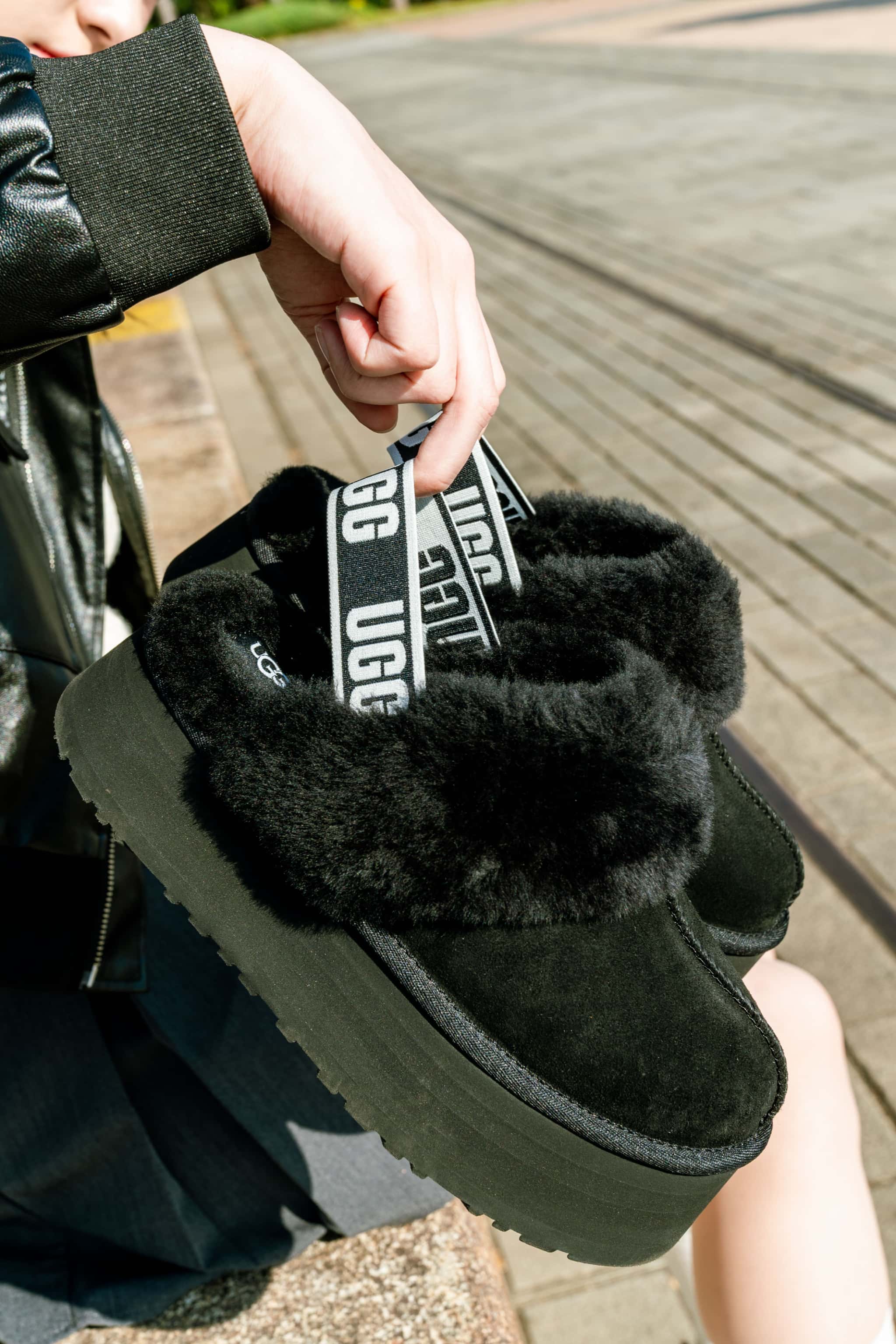 この冬の足元をアップデート。UGGの新作シューズが勢ぞろい。あたたか