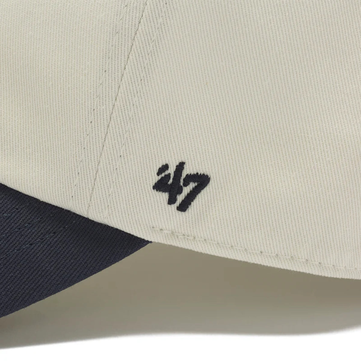 ’47 BRAND New York Yankees - CLEAN UP WHITE/NAVY【14920543 47A-CLP-B-CONTT17CNS-SS】