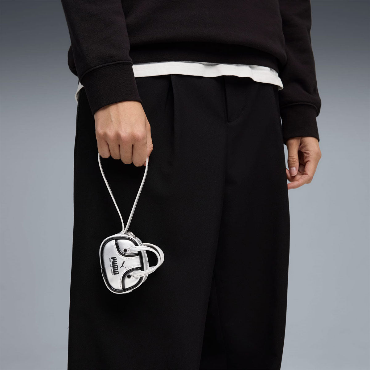 PUMA - 1976 METALLIC GRIP BAG KEYCHAIN 【92599-01】