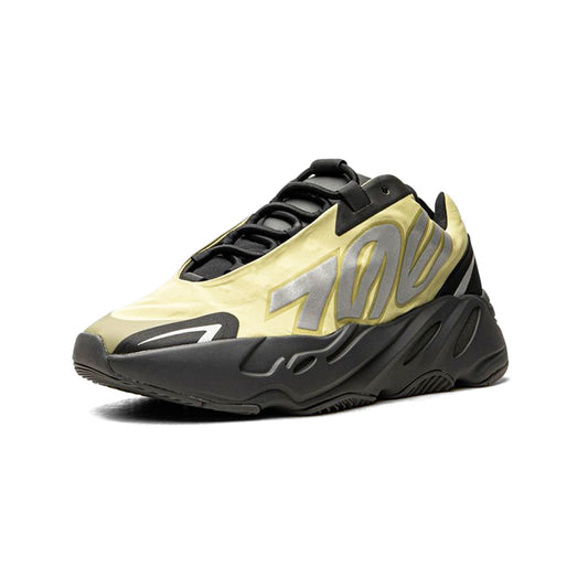 Adidas Yeezy 700 MNVN “Resin” イージー ブースト 700 “レジン”【GW9525】