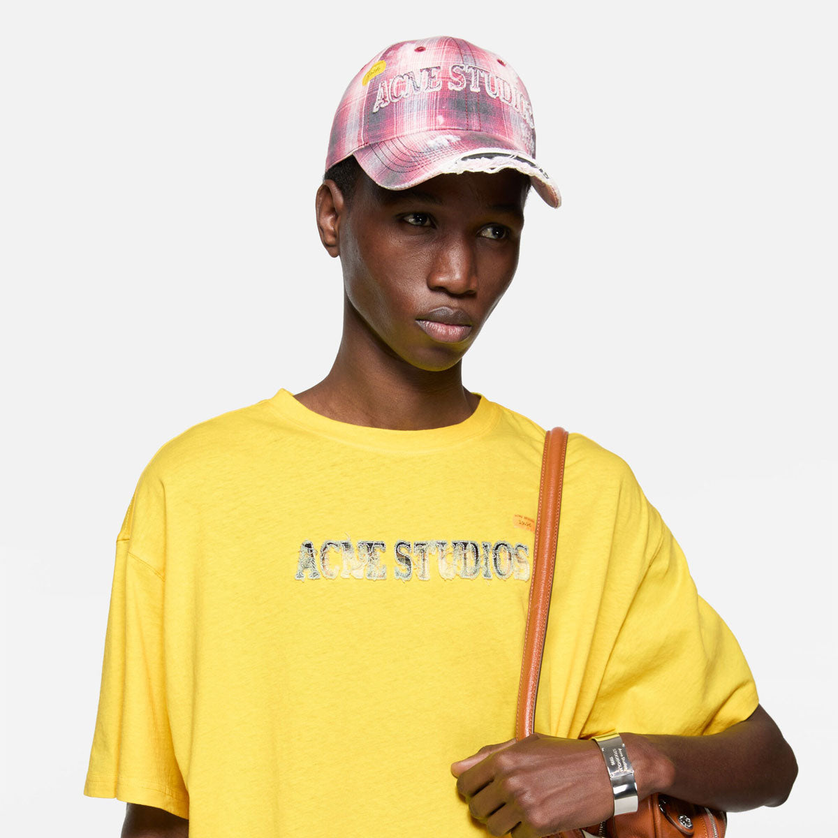 Acne Studios - Distressed cap RED/BLUE 【FN-UX-HATS000335】