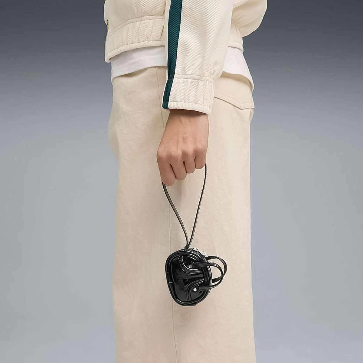 092598-02 PUMA 1976 ｸﾞﾘｯﾌﾟ ﾊﾞｯｸﾞ ｷｰﾁｪｰﾝ – HOMEGAME TOKYO
