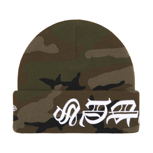 Supreme × New Era - Blackletter Beanie CAMO