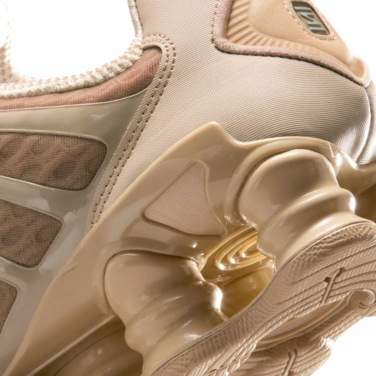 NIKE - WMNS SHOX TL LINEN/LINEN METALLIC 【AR3566-203】 – HOMEGAME