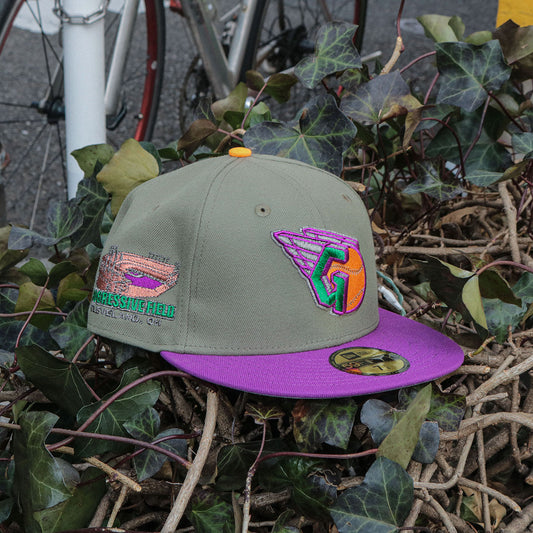 NEW ERA CLEVELAND GUARDIANS - 59FIFTY CO PROGRESSIVE FIELD OLIVE/PURPLE