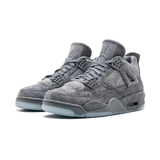 KAWS × NIKE AIR JORDAN 4 RETRO KAWS (COOL GREY/WHITE) カウズ × ナイキ エアジョーダン4 レトロ "グレー"【930155-003】