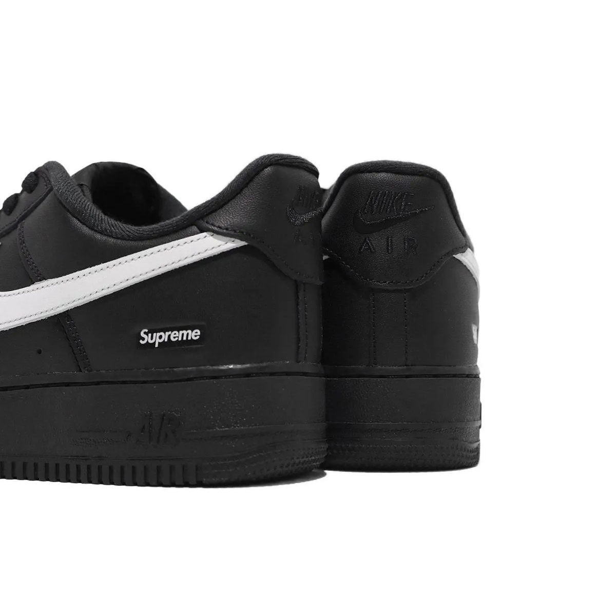 Supreme Air Force 1 LOW NIKE シュプリーム美品　黒 ナイキ NIKE シュプリーム Supreme AIR FORCE 1 LOW BLACK エア