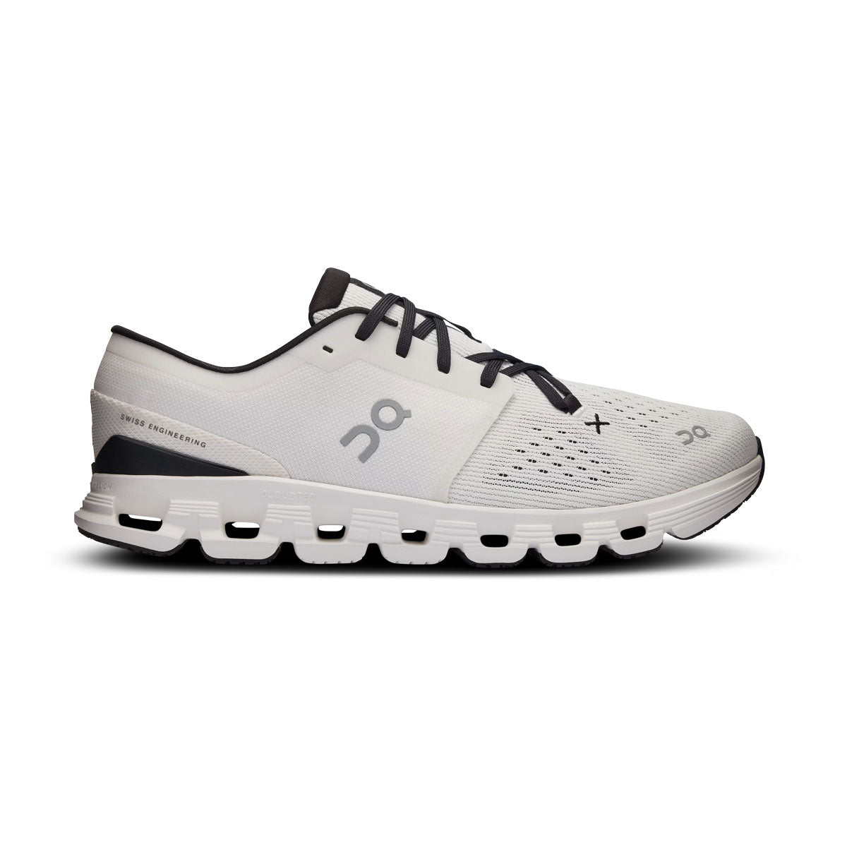 On - Cloud X 4 M Ivory | Black 【3ME30040791】
