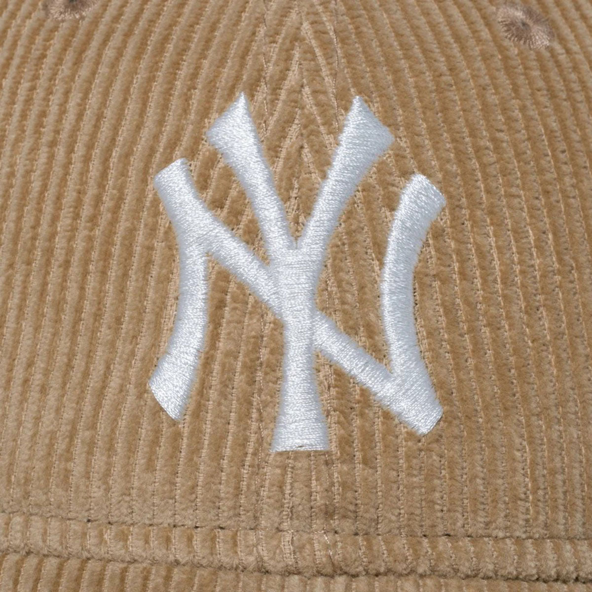 NEW ERA New York Yankees - 8W CORDUROY 9TWENTY BGE【13751033】