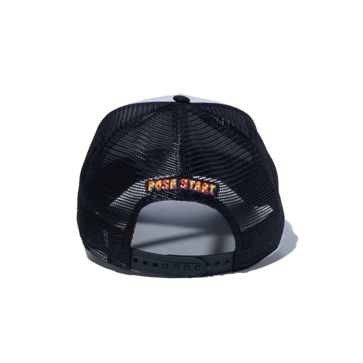 NEW ERA × STREET FIGHTER II - 9FORTY A-FRAME TRACKER SF2 LOGO Street Fighter 2 WHI BLK [14125286]