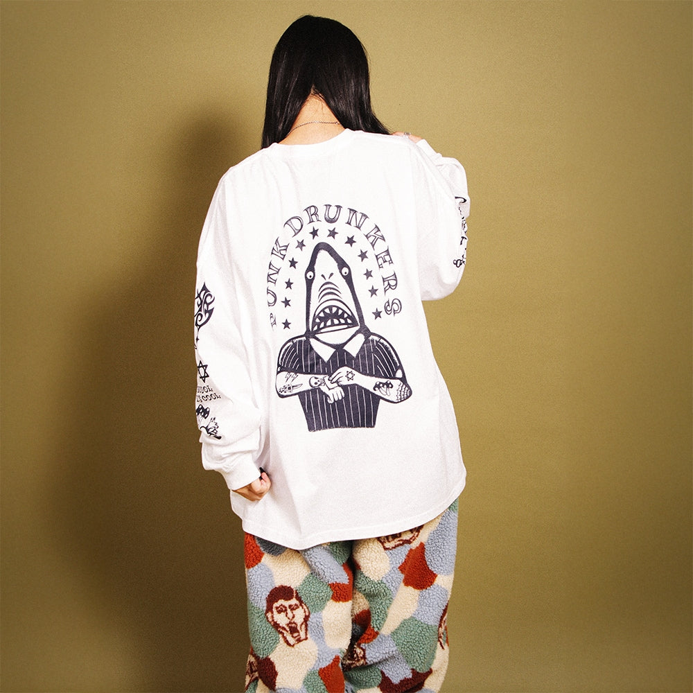 PUNK DRUNKERS - タトゥー鮫人BIGロンTEE WHITE【PDS-25213A】