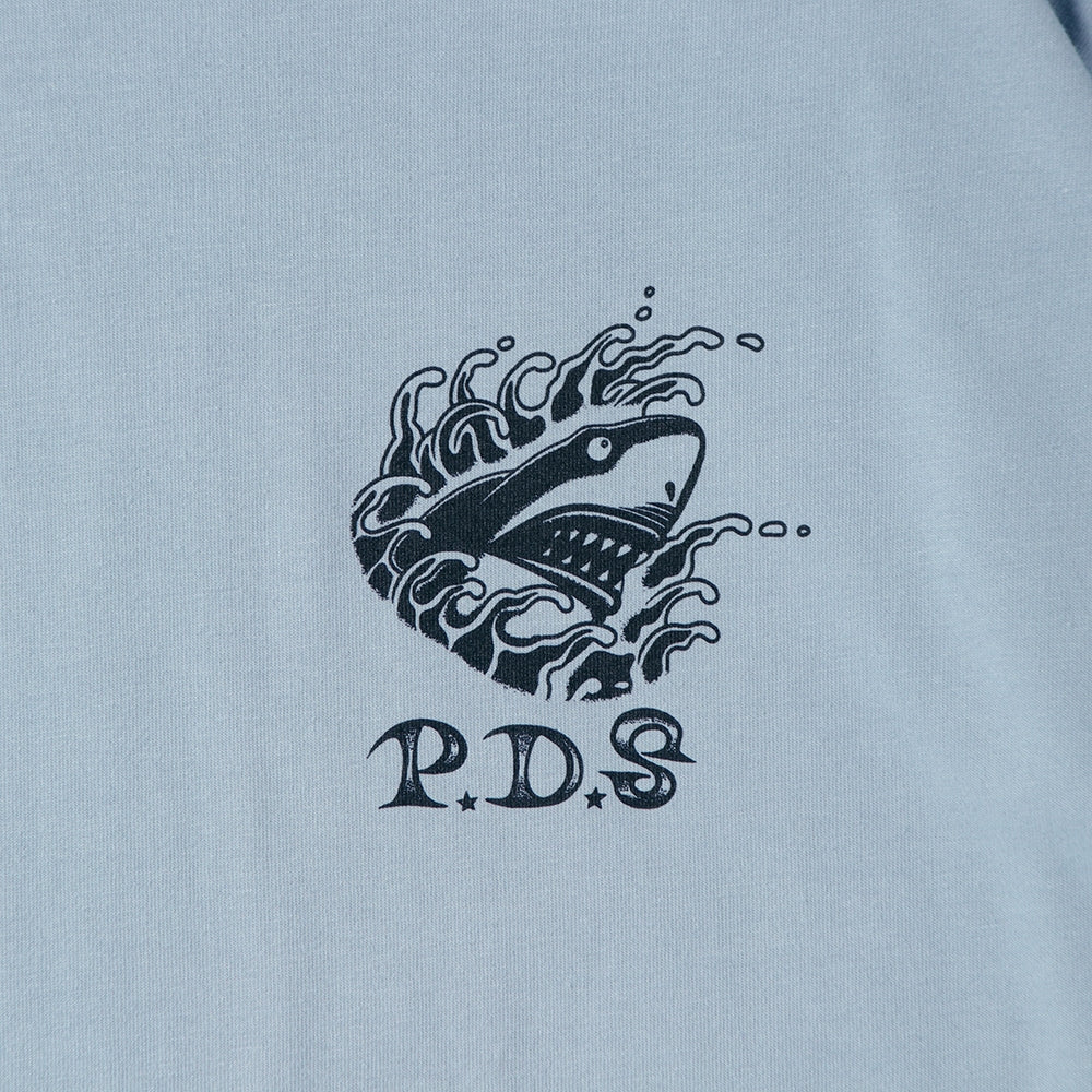 PUNK DRUNKERS - タトゥー鮫人BIGロンTEE S.BLUE【PDS-25213B】