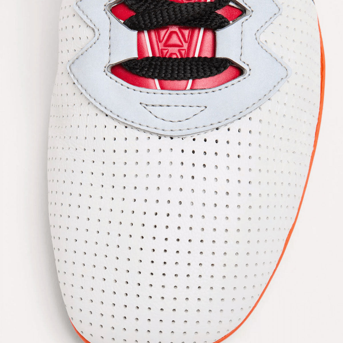 VALENTINO GARAVANI - Chromathon Perforated Nappa Sneaker "White"【6Y2S0J55XBM】