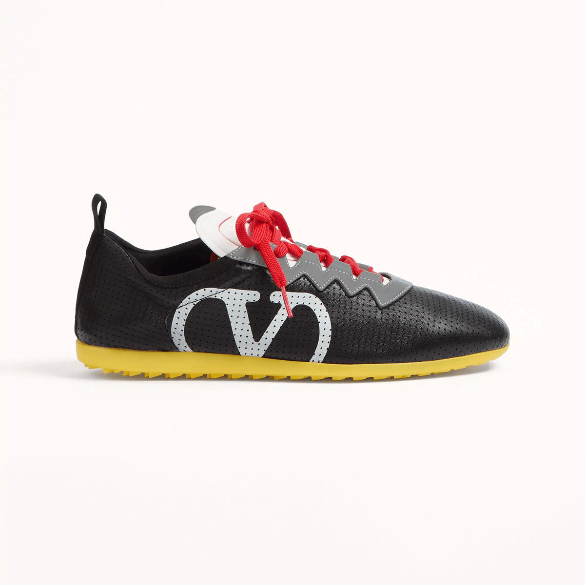 VALENTINO GARAVANI - Chromathon Perforated Nappa Sneaker "Black/Gray/Optical White"【6Y2S0J55XBM】