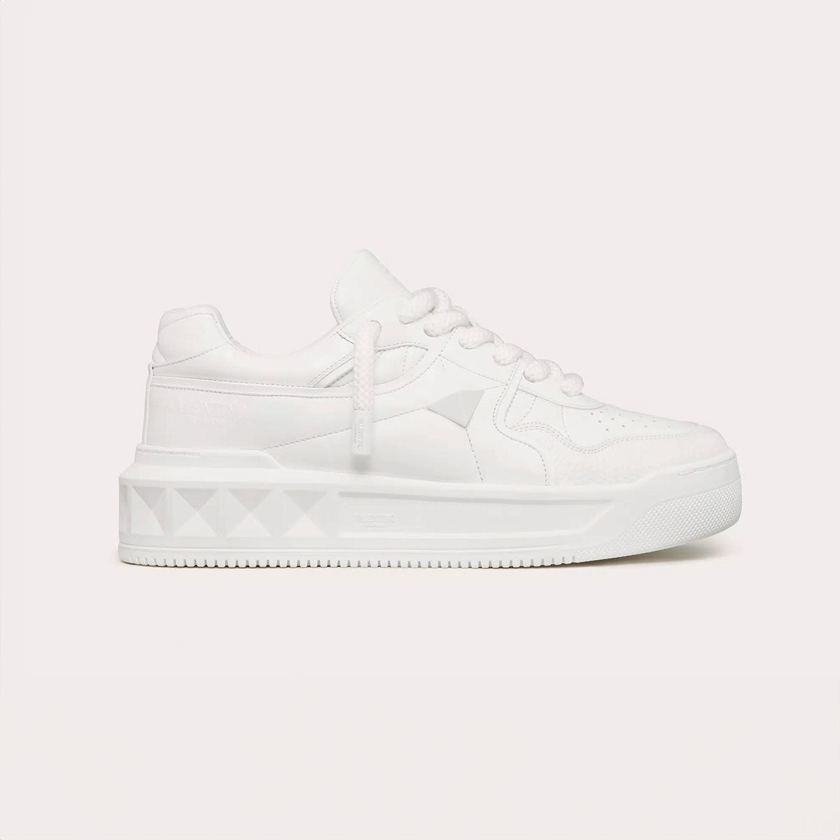 VALENTINO GARAVANI - One Stud XL Nappa Leather Low-top Sneaker "White"【6Y2S0G37XTM】