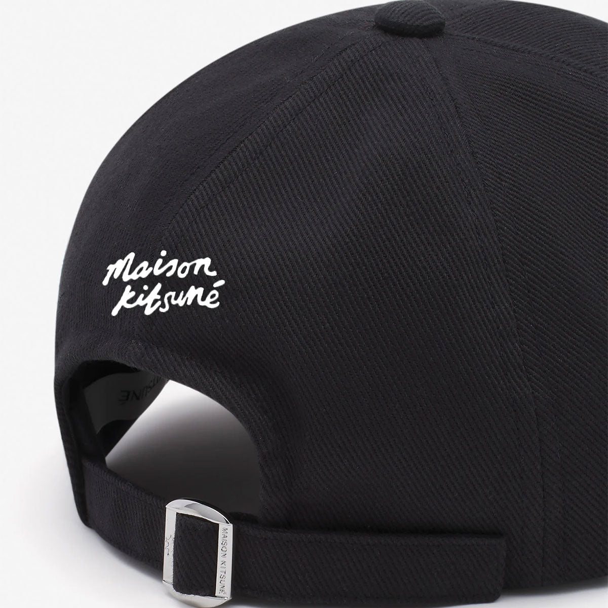 MAISON KITSUNE - LARGE FOX HEAD 6P CAP BLACK【MM06103WW0096】