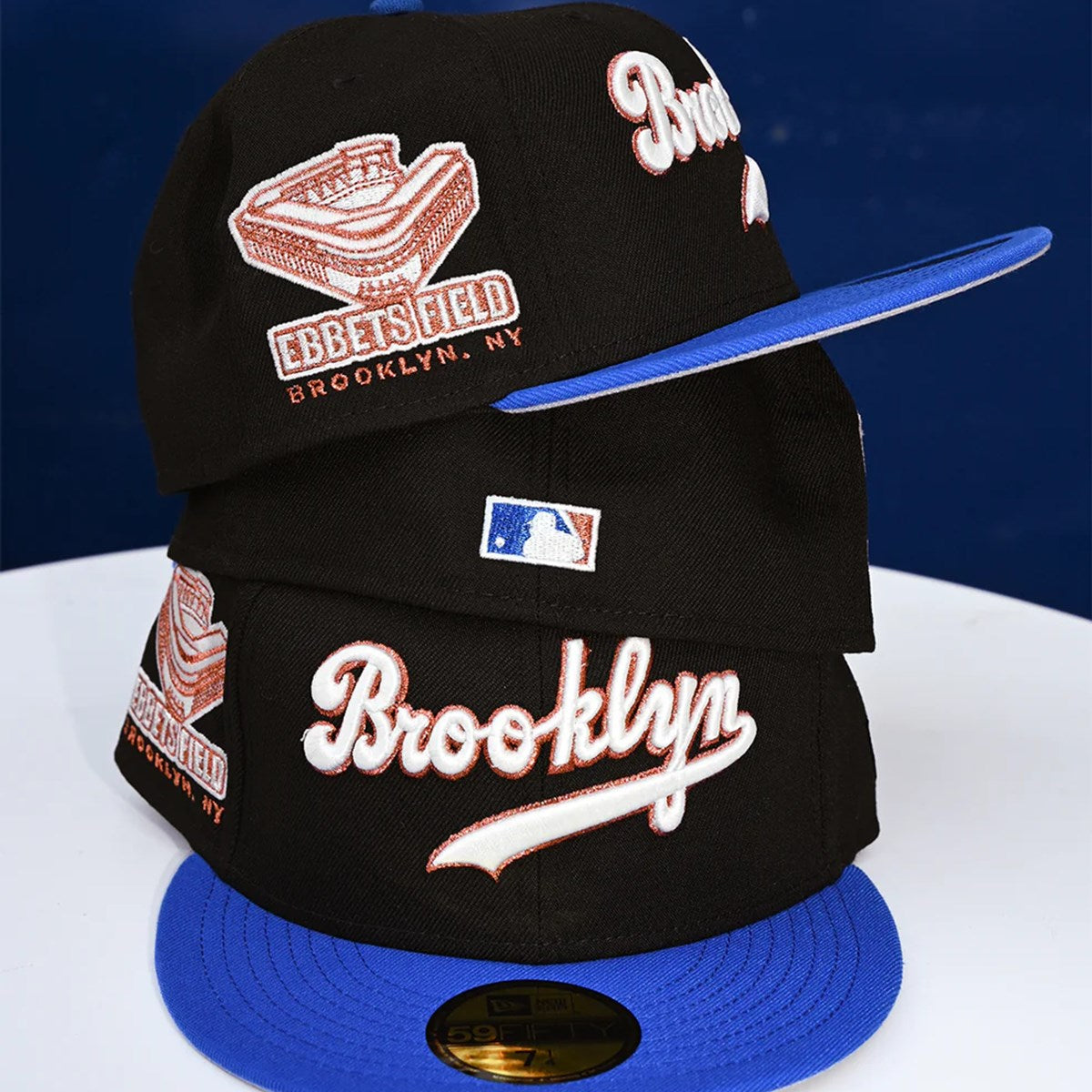 NEW ERA - 59FIFTY BROOKLYN DODGERS EBBETS FIELD BLACK/BLUE BEAD