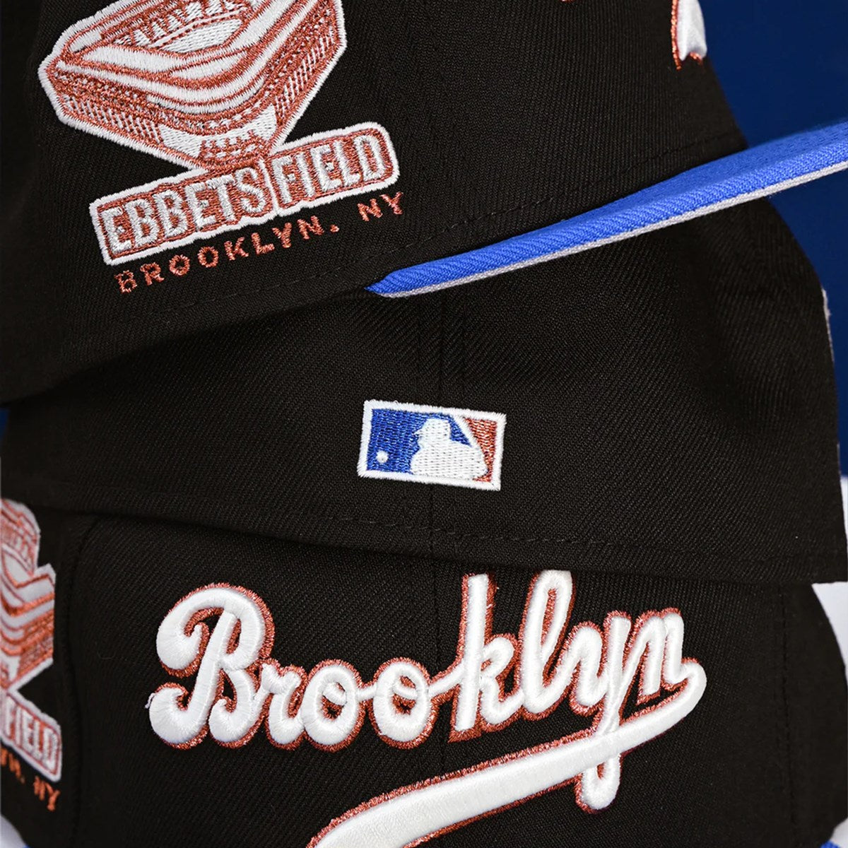 NEW ERA - 59FIFTY BROOKLYN DODGERS EBBETS FIELD BLACK/BLUE BEAD