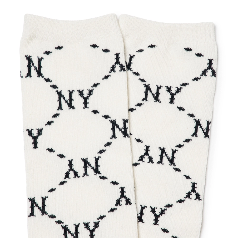 MLB - New York Yankees Dinamond Monogram Knee Socks Cream【3ASOKM12N】