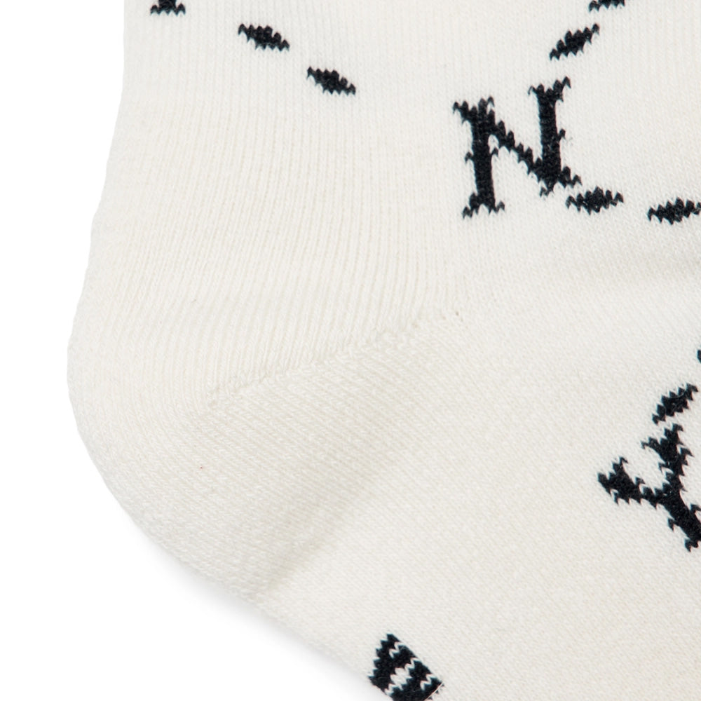 MLB - New York Yankees Dinamond Monogram Knee Socks Cream【3ASOKM12N】