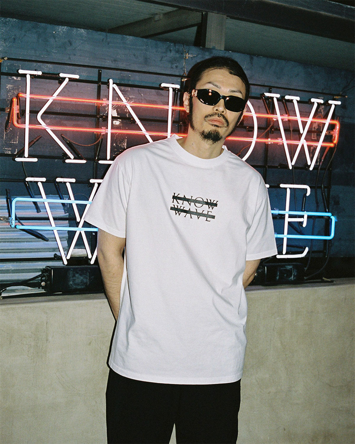 KNOW WAVE ARCHIVE LOGO T-SHIRTS BLACK/WHITE/RED Archive logo T-shirt Black/White/Red [KNT081m]