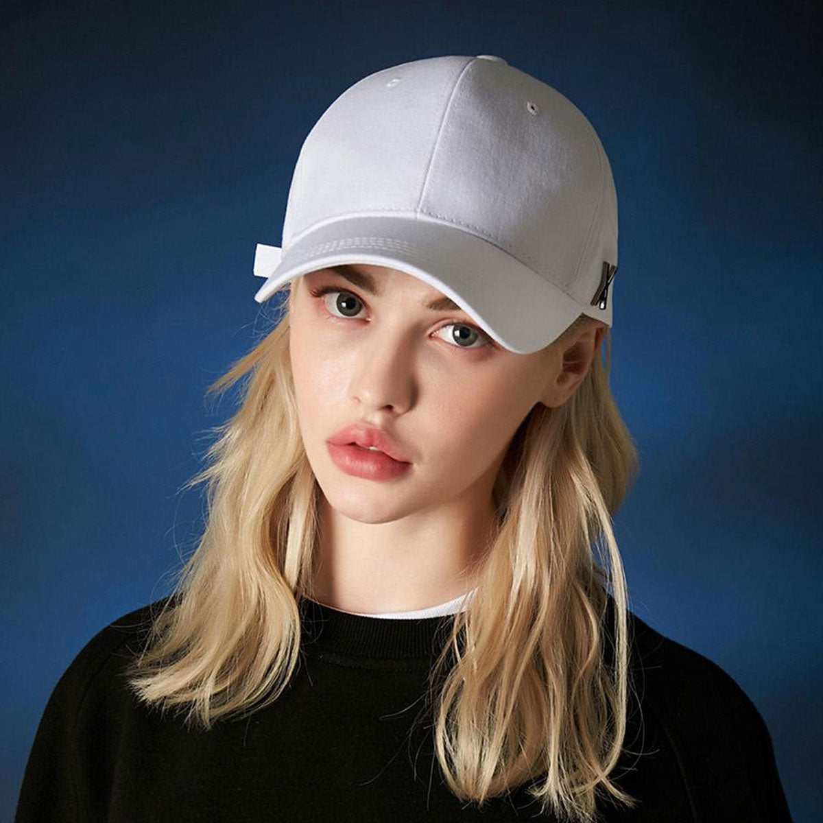 VARZAR - STUD LOGO OVER FIT BALL CAP WHITE [VZR4-0004]