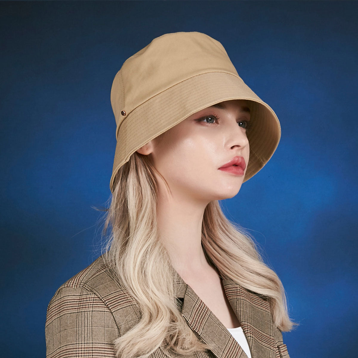 VARZAR - ROSE GOLD RIVER BUCKET HAT BEIGE【VZR4-0012】