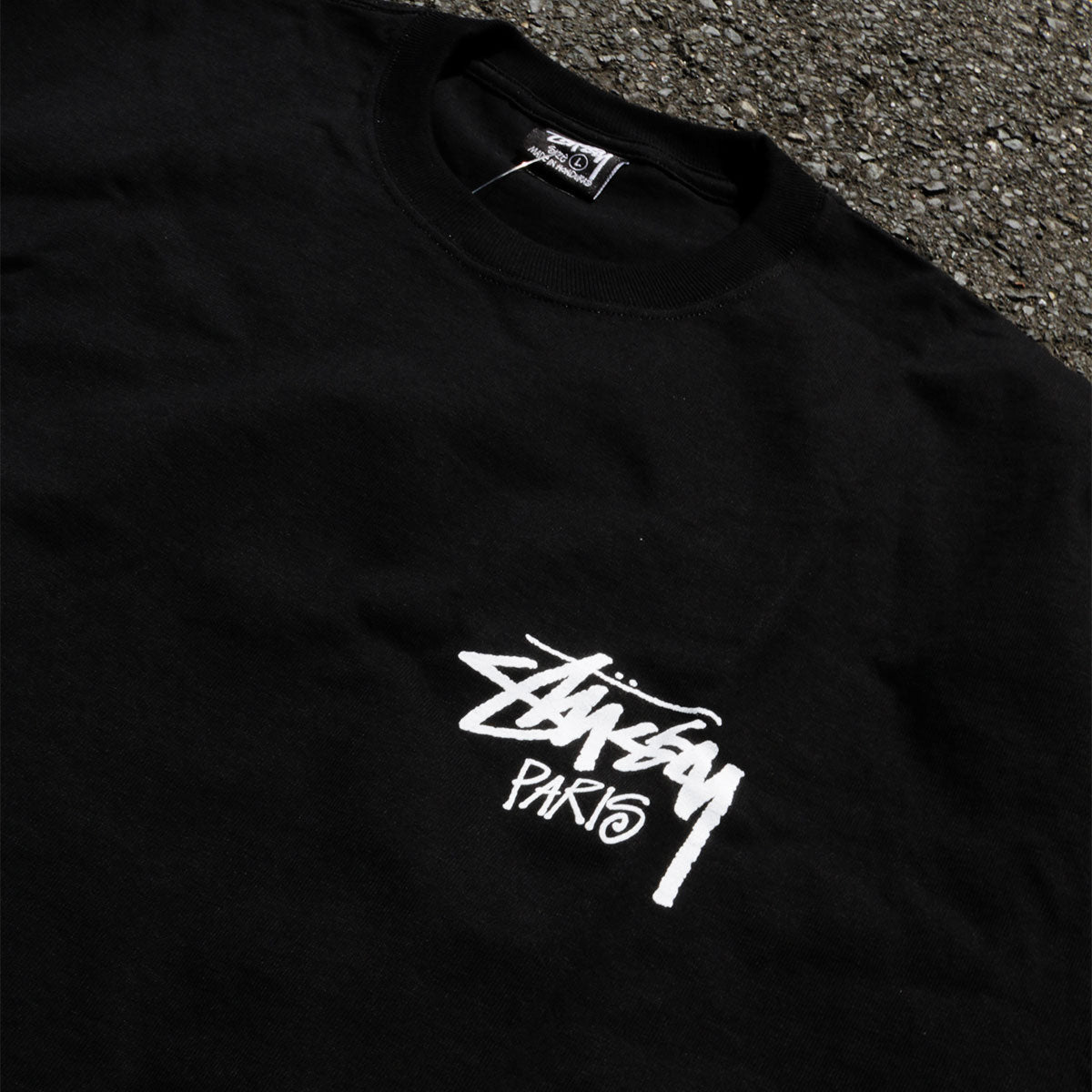 STUSSY - STOCK PARIS TEE "BLACK"