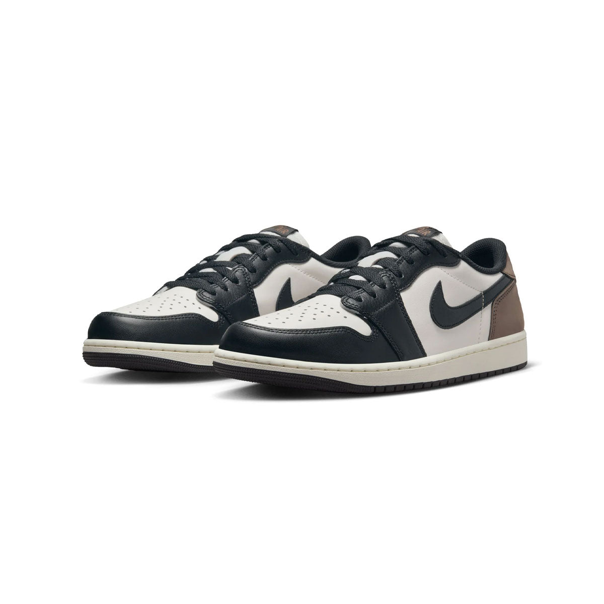 NIKE AIR JODAN 1 RETRO LOW OG "SAIL/BLACK" ナイキ エア ジョーダン 1 レトロ ロー OG "セイル/ブラック" 【CZ0790-102】