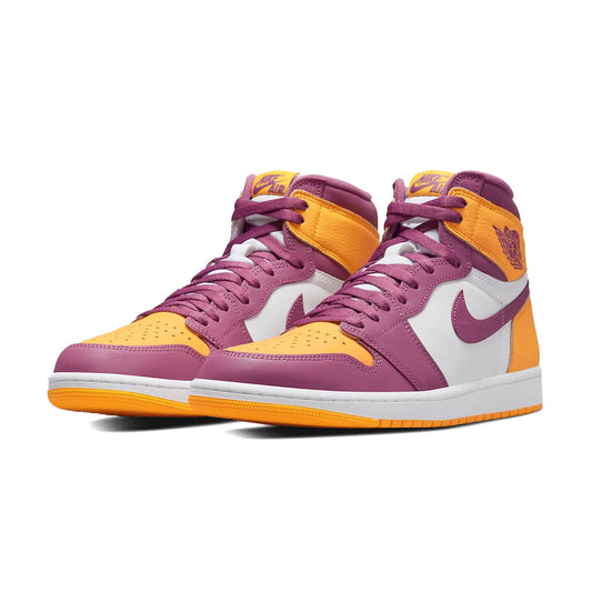 NIKE AIR JORDAN 1 RETRO HI OG (UNIVERSITY GOLD / LIGHT BORDEAUX) Nike Air Jordan 1 Retro High OG "University Gold / Light Bordeaux" [555088-706]