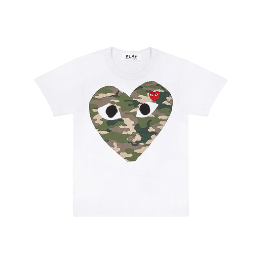 PLAY CDG "CAMO" HEART T-SHIRT プレイ コム デ ギャルソン "カモ" ハート Tシャツ【 AX-T242-051】