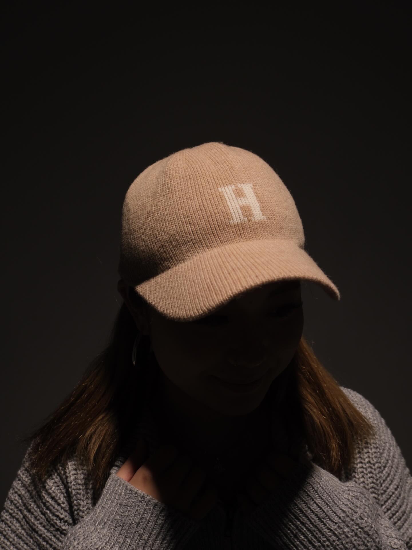 HOMEGAME - H LOGO KNIT Baseball Cap BEIGE