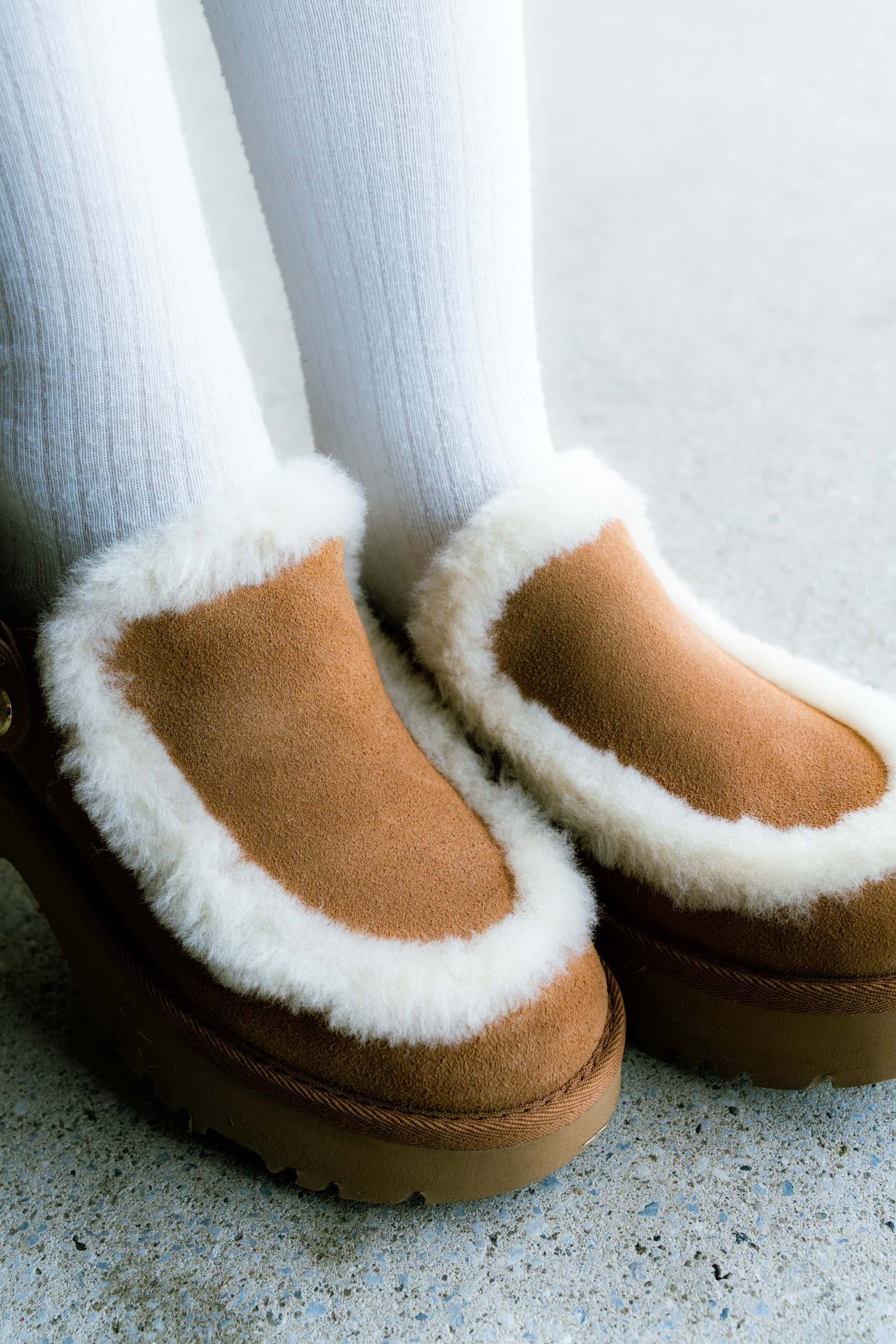 この冬の足元をアップデート。UGGの新作シューズが勢ぞろい。あたたか