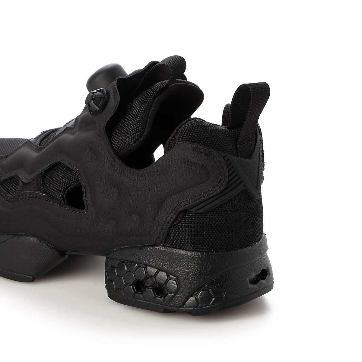 REEBOK - INSTAPUMP FURY 94 BLACK【120737-100211659】