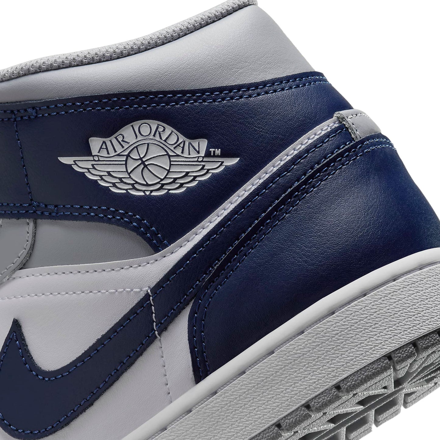 AIR JORDAN 1 MID "WHITE/MIDNIGHT NAVY-WOLF GREY" White x Wolf Grey x Midnight Navy [DQ8426-104]