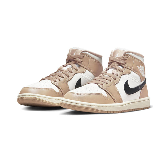 NIKE WMNS AIR JORDAN 1 MID WHITE/SAIL/DESART Nike Women's Air Jordan 1 Mid White/Sail/Desert [BQ6472-103]