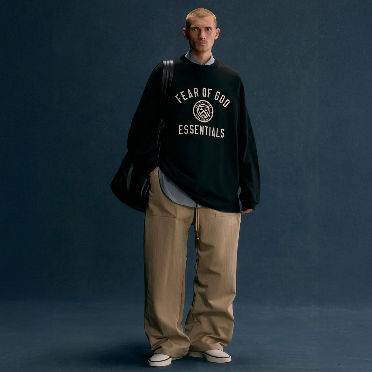 Fear of God ESSENTIALS - TEXTURED NYLON UTILITY PANT DESERT SAND 【130HO244807F】