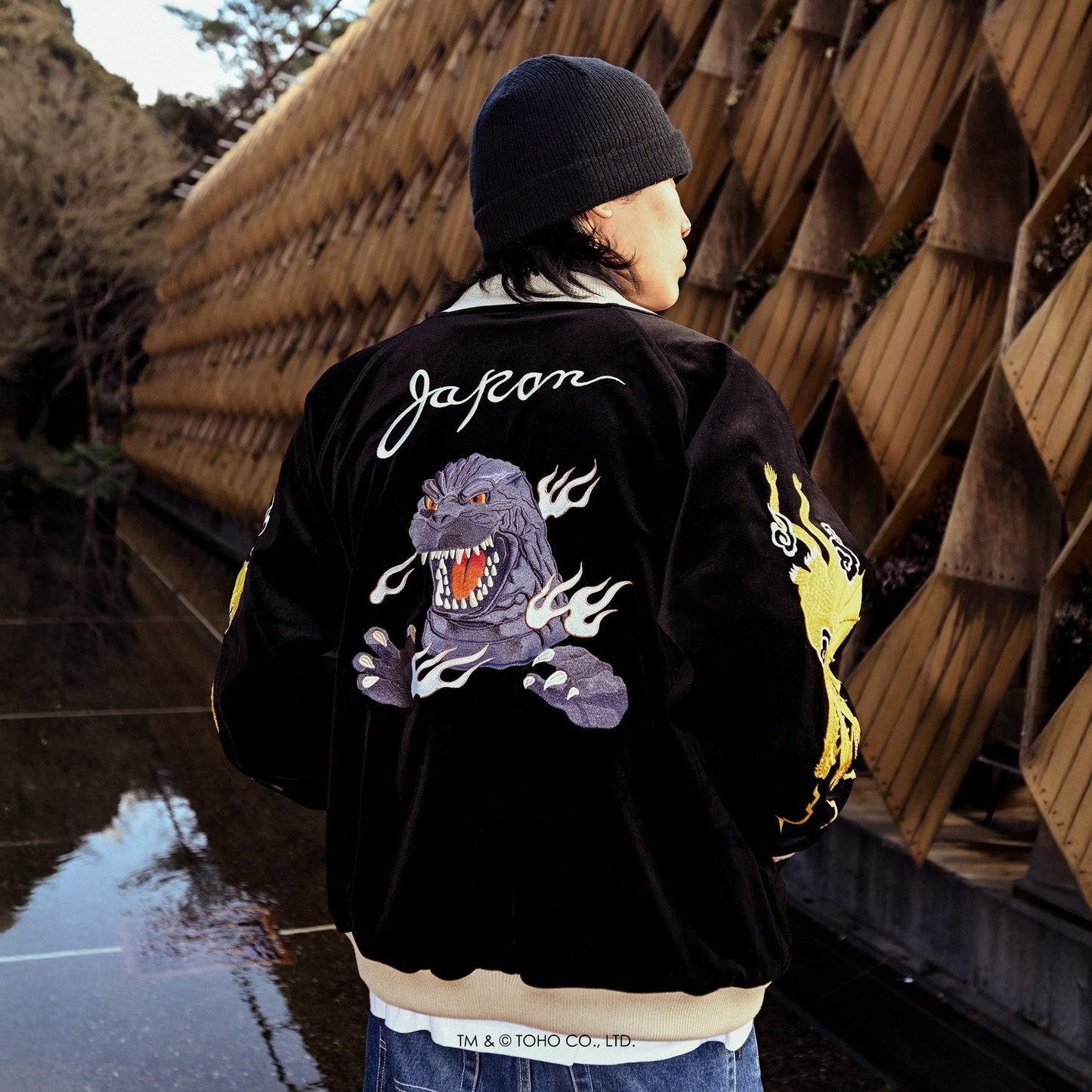 【受注販売：4月中旬頃より順次発送】GODZILLA | HOMEGAME REVERSIBLE SOUVENIR JACKET【HG251001】