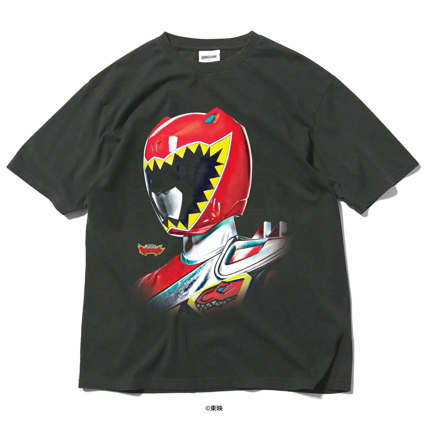 【受注予約：11月上旬頃に発送】スーパー戦隊 x HOMEGAME - 2013 キョウリュウレッド TEE 【HG250184】