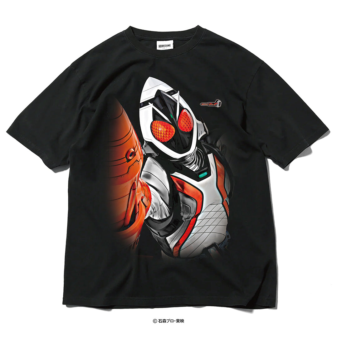 【受注販売：7月中旬頃より順次発送】仮面ライダー x HOMEGAME 仮面ライダーフォーゼ TEE【HG260132】