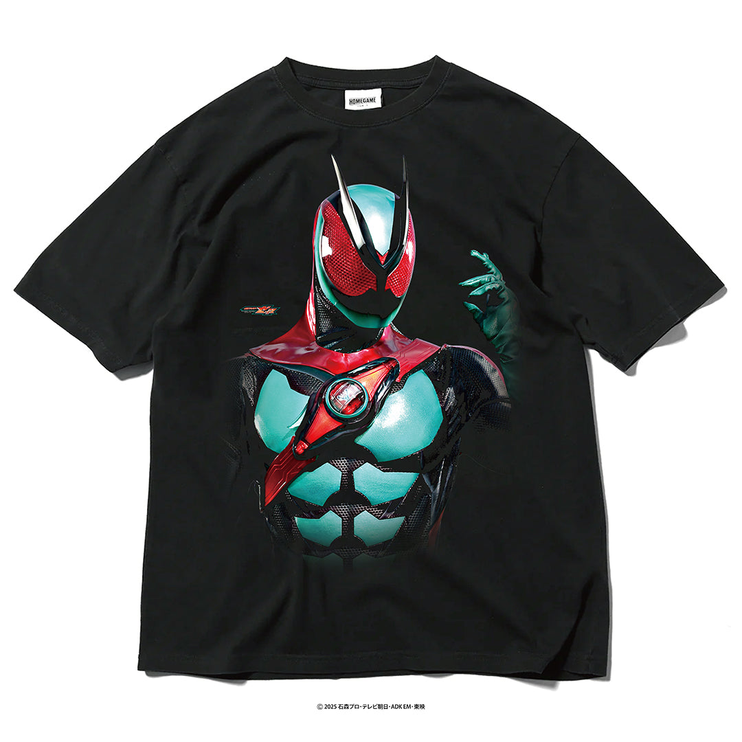 【受注販売：7月中旬頃より順次発送】仮面ライダー x HOMEGAME 仮面ライダーゼッツ TEE【HG260147】