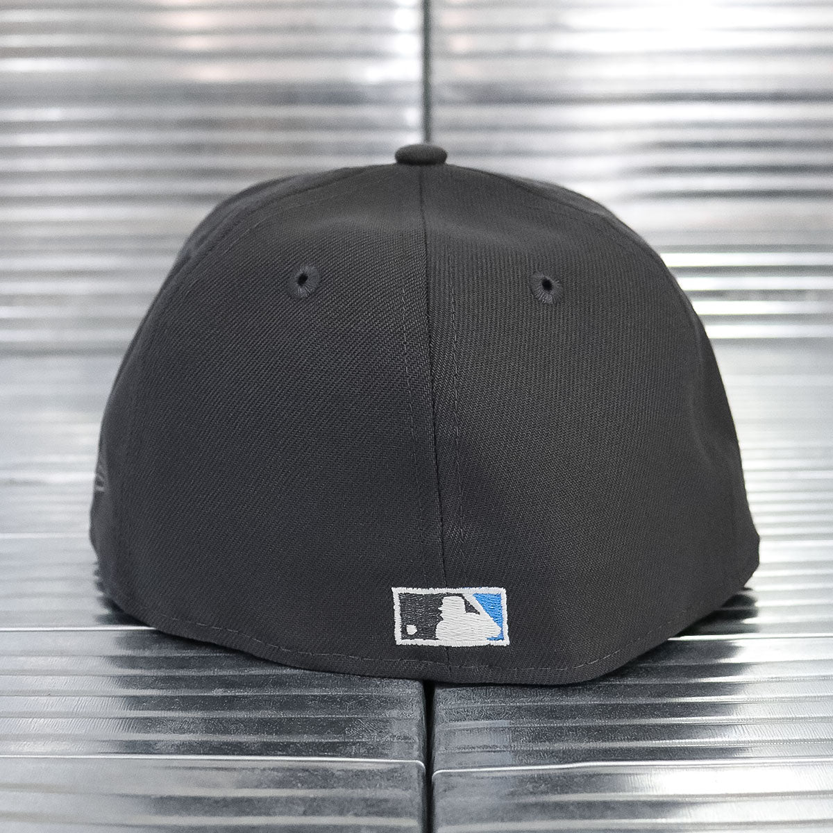 NEW ERA - Toronto Blue Jays Canada Flag Patch 59Fifty Graphite