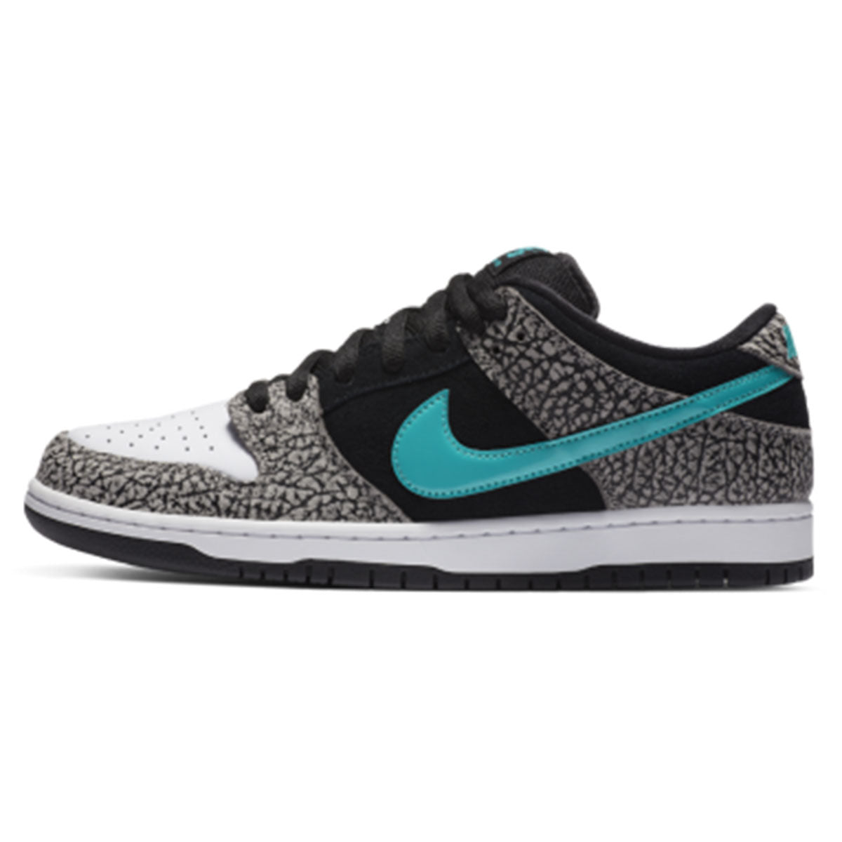 atmos × NIKE SB DUNK LOW PRO 