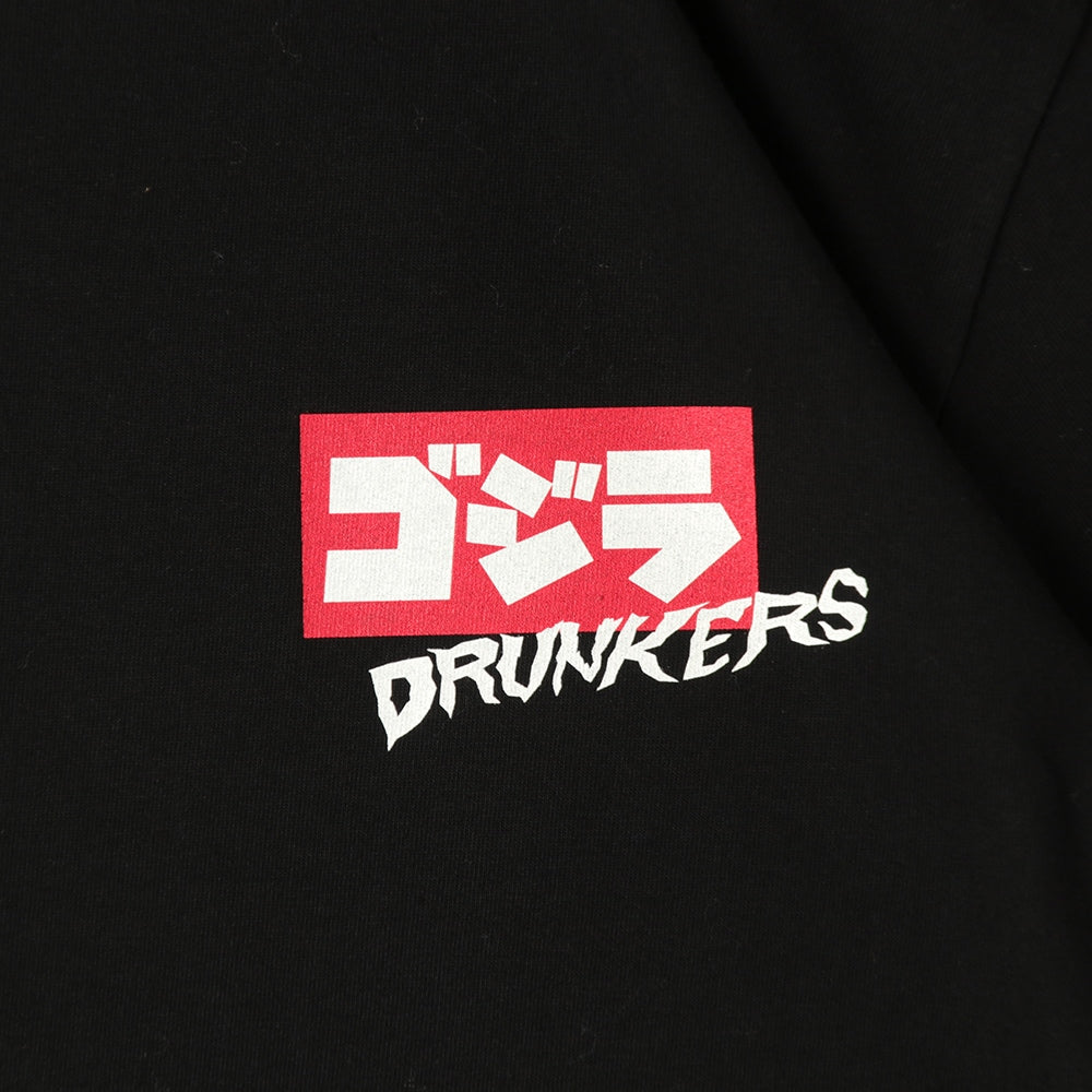 PUNK DRUNKERS × GODZILLA - ［PDSxGODZILLA］ゴジラからあいつTEE BLACK【PDS-25215B】