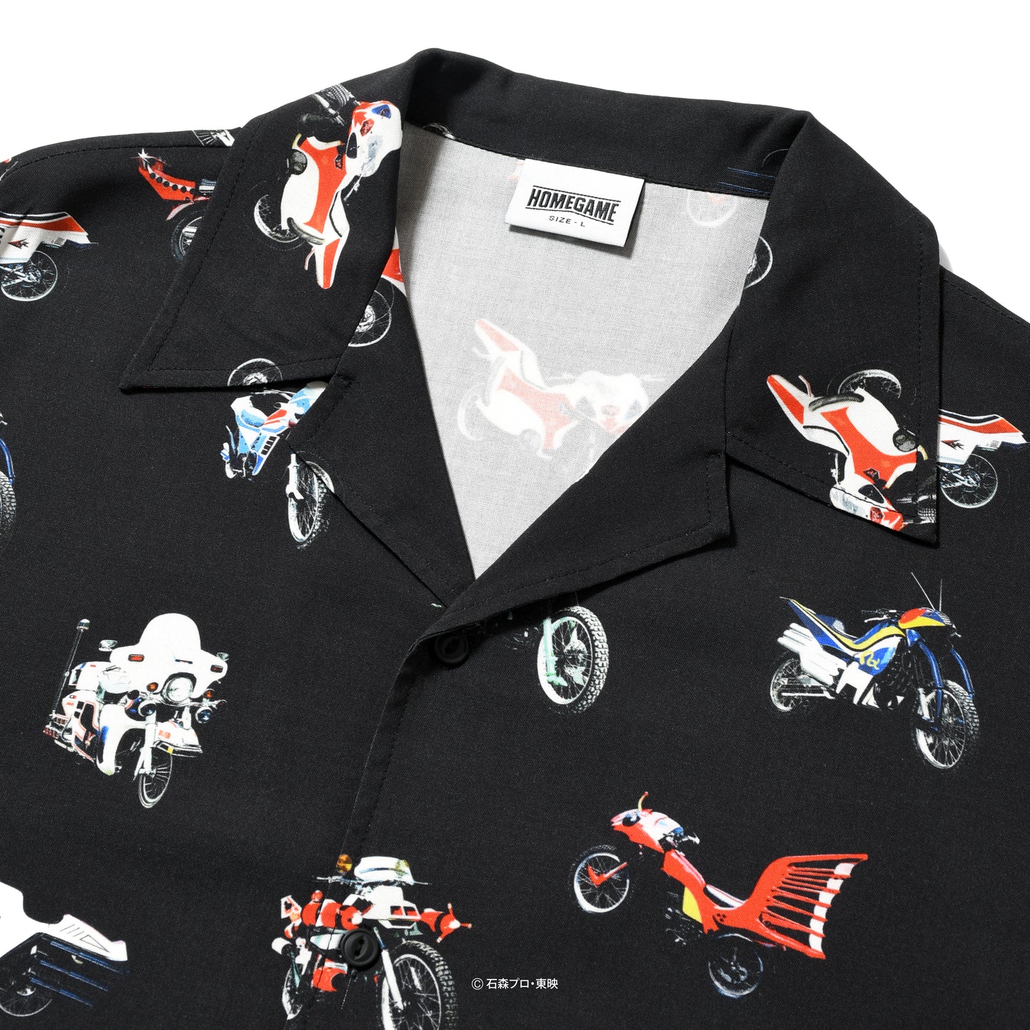 【受注販売：8月下旬頃より順次発送】HG260205 仮面ライダー x HOMEGAME OPEN COLLAR SHIRT - 昭和ライダー