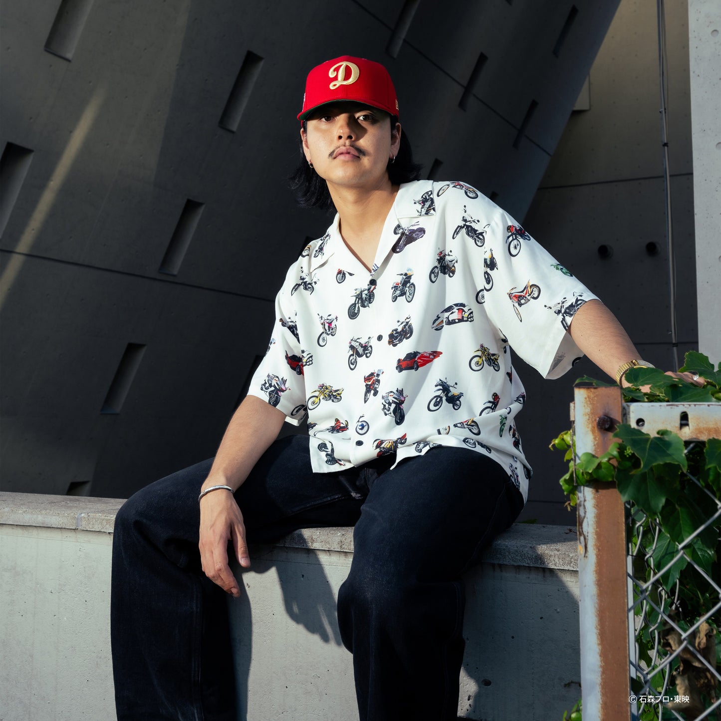 【受注販売：8月下旬頃より順次発送】HG260206 仮面ライダー x HOMEGAME OPEN COLLAR SHIRT - 平成ライダー