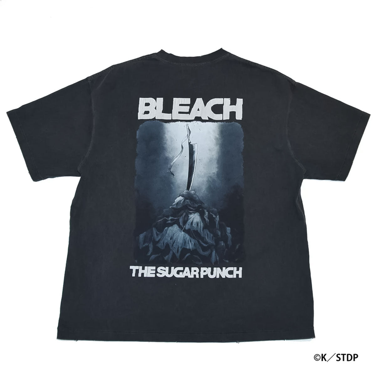 THE SUGAR PUNCH BLEACH - S/S T-Shirt (ZANPAKUTOU) BLACK 【TBLM24AM008】