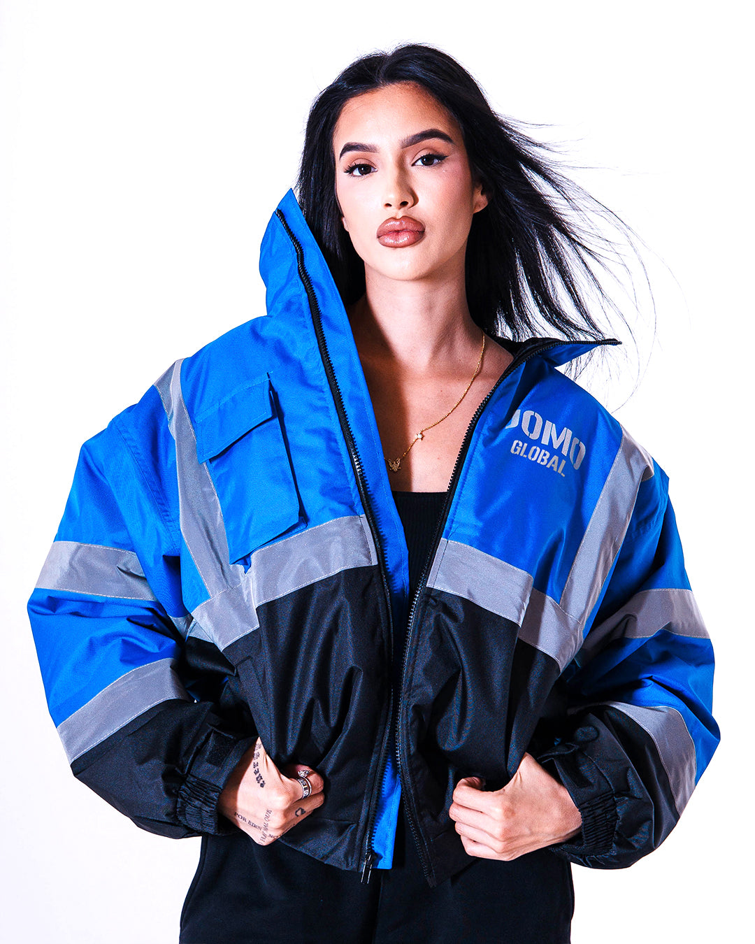 JOMO GLOBAL｜The Dipromats - High-Visibility Jacket Blue
